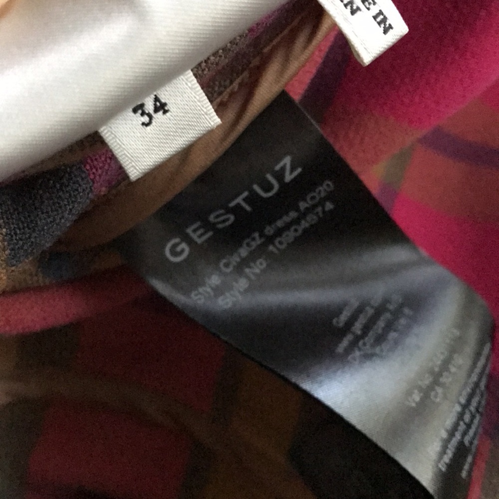 Plaid Puff-Sleeve Shift Dress in Pink & Tan - Picture 14 of 16